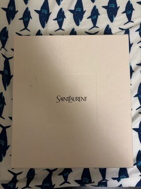 Saint Laurent box